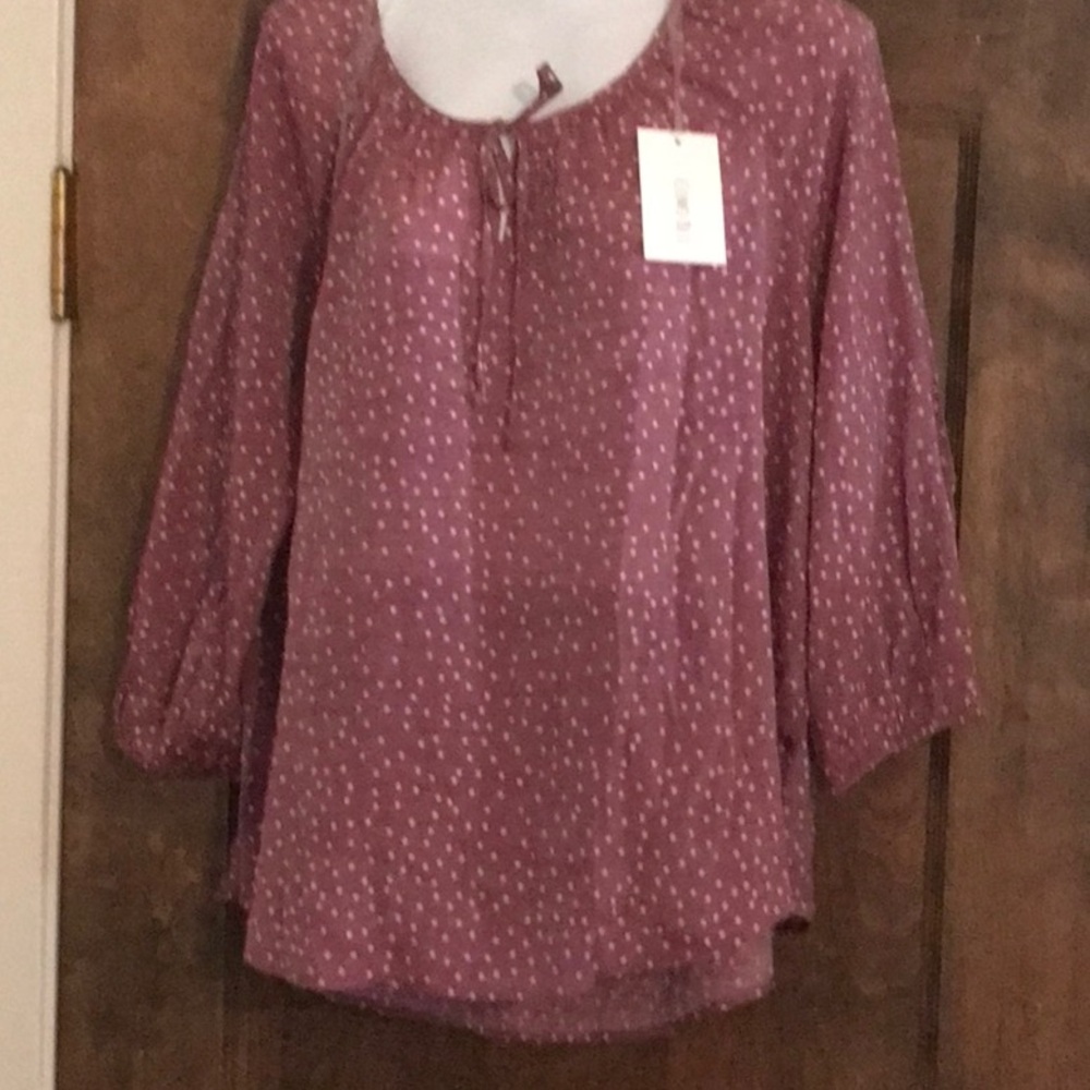 New Como Blu polka dot top with tie string. Size XL